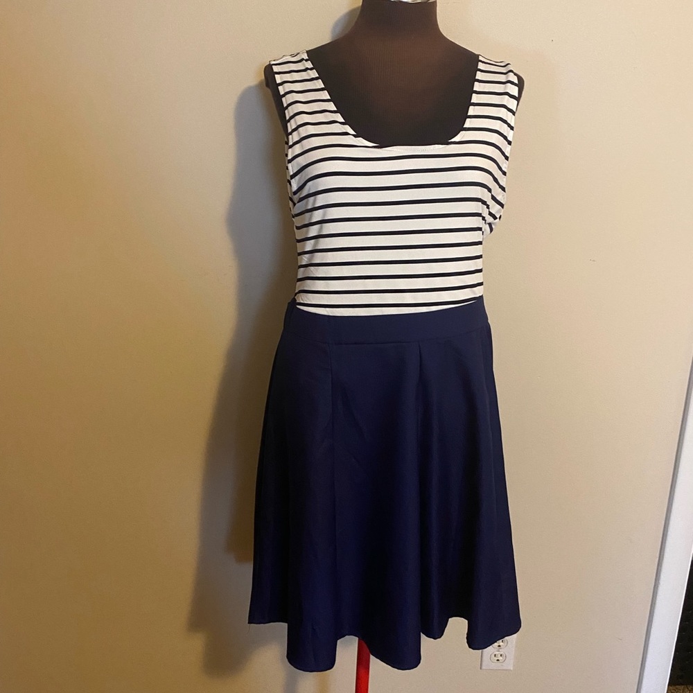 Dress with back cutouts.